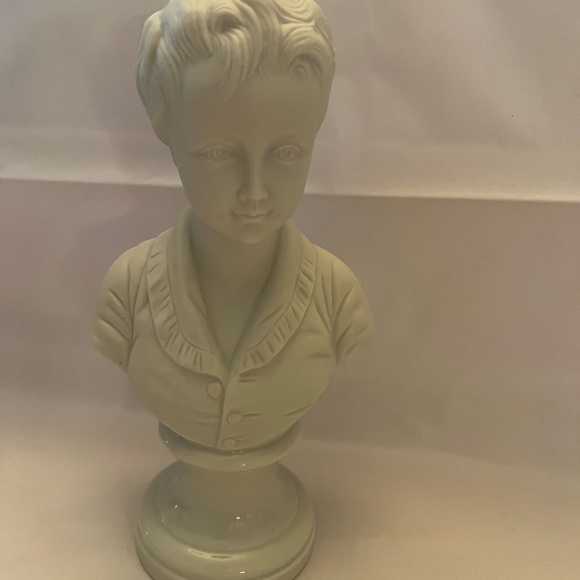 Andrea By Sadek Other - Andrea By Sadek Child Boy Bust Statue / Figurine